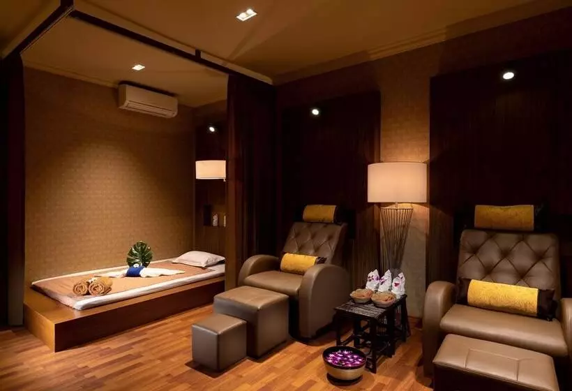 Hotelli Grand Palace