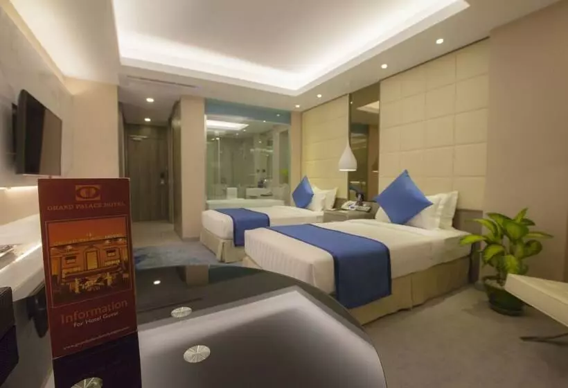 Hotelli Grand Palace