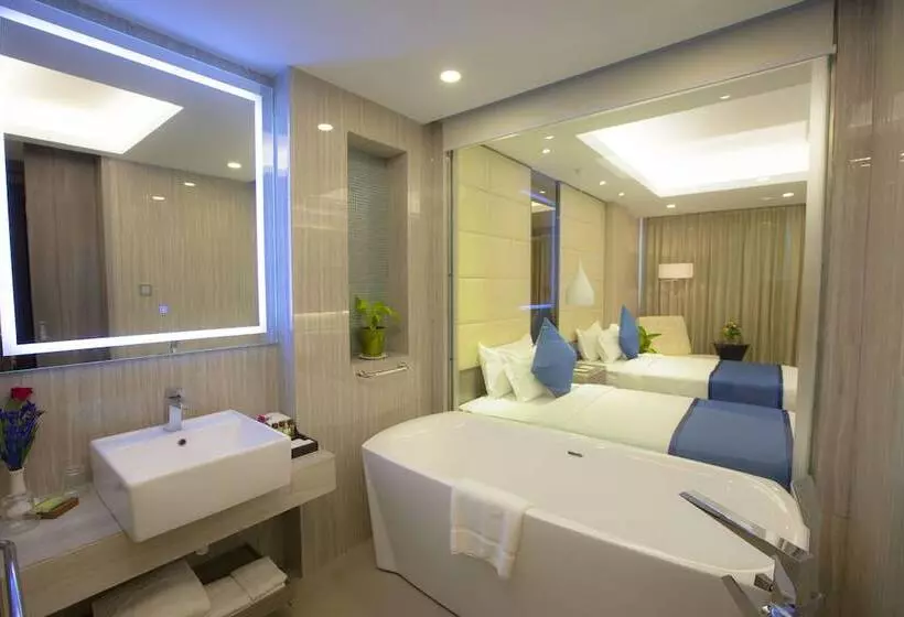 Hotelli Grand Palace