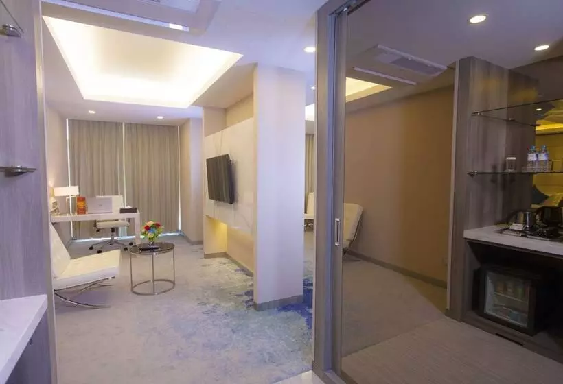 Hotelli Grand Palace