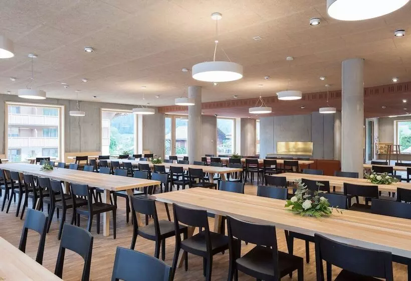 هتل Saanen Gstaad Youth Hostel