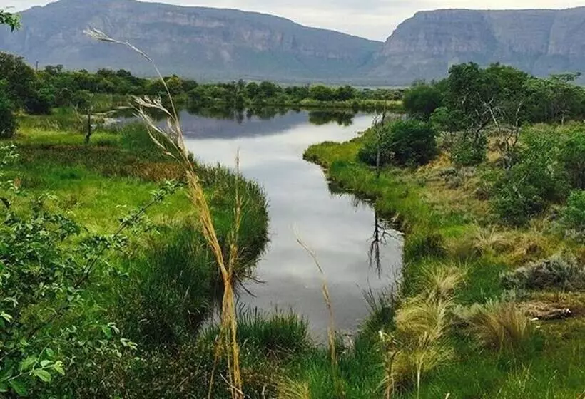 فندق Honeyguide Ranger Camp