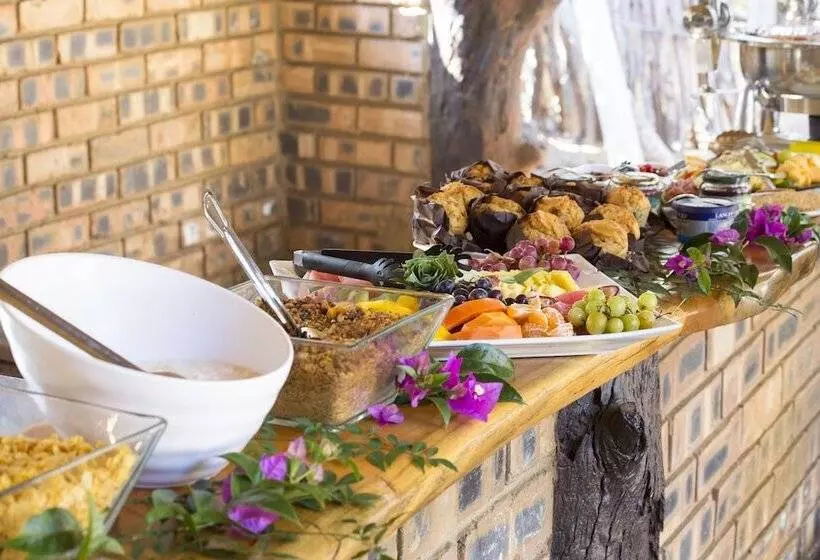 فندق Honeyguide Ranger Camp