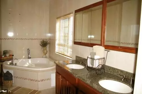 هتل Jubilee Gardens Vacation Home