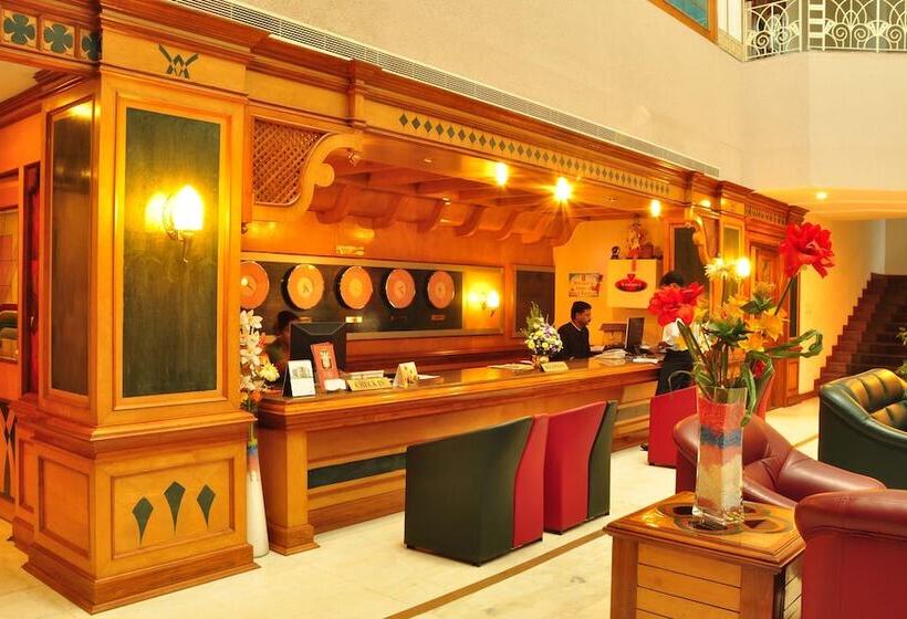 בית מלון כפרי Kanoos Residency