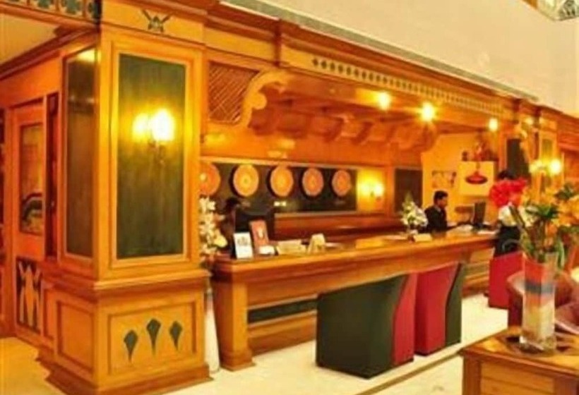 בית מלון כפרי Kanoos Residency