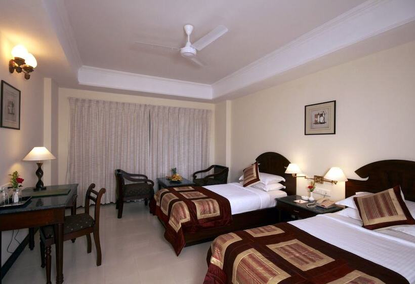 בית מלון כפרי Kanoos Residency