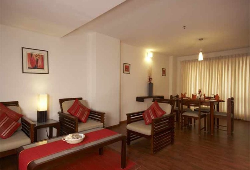 בית מלון כפרי Kanoos Residency