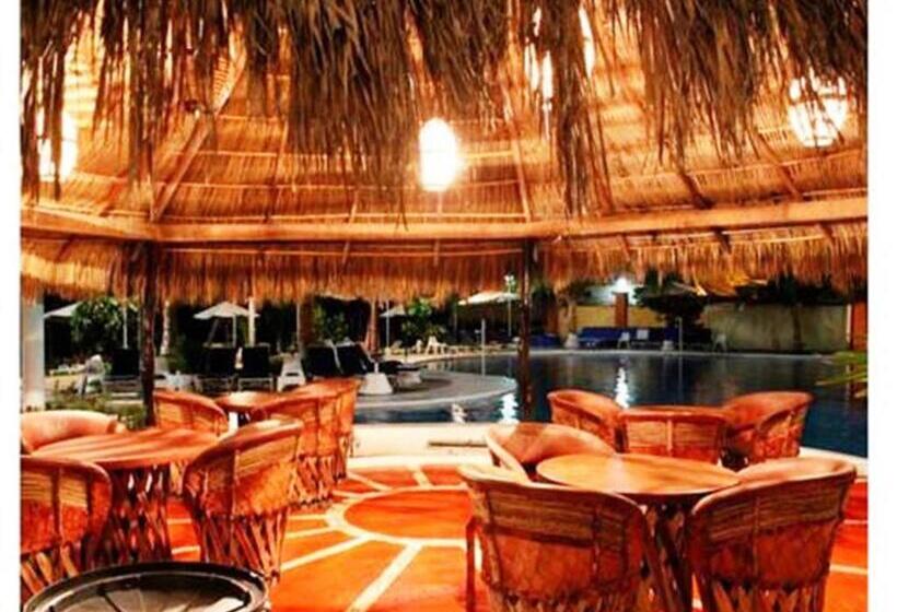 호텔 La Quinta Gran Bahía, Cuastecomates Todo Incluido