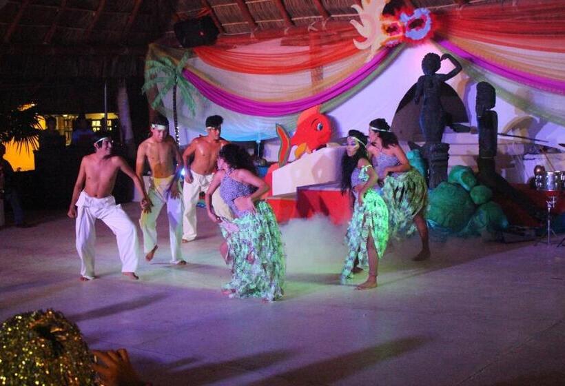 호텔 La Quinta Gran Bahía, Cuastecomates Todo Incluido