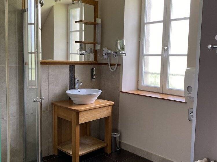 هتل La Vinaigrerie Logis