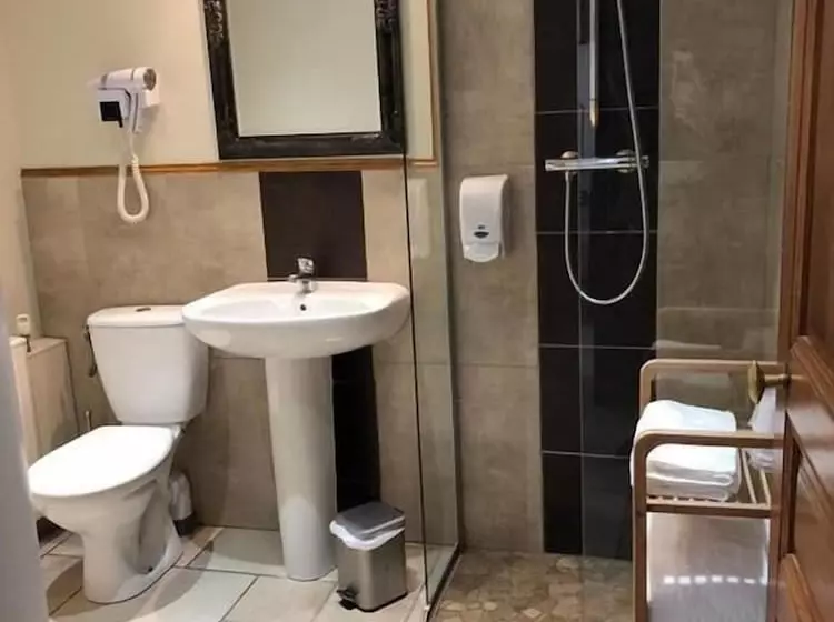 هتل La Vinaigrerie Logis