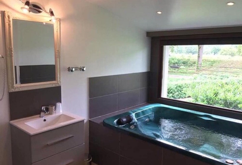 هتل La Vinaigrerie Logis