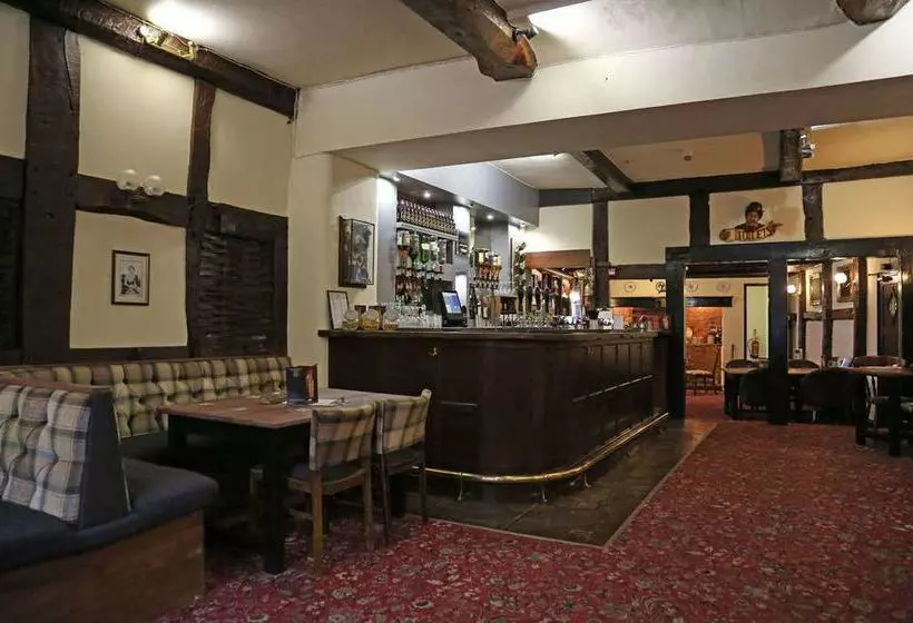 בית מלון כפרי Royal Oak