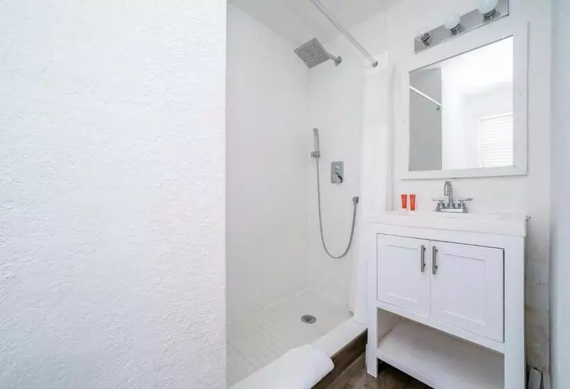 בית מלון כפרי Treehouse