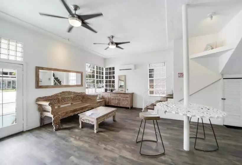 בית מלון כפרי Treehouse