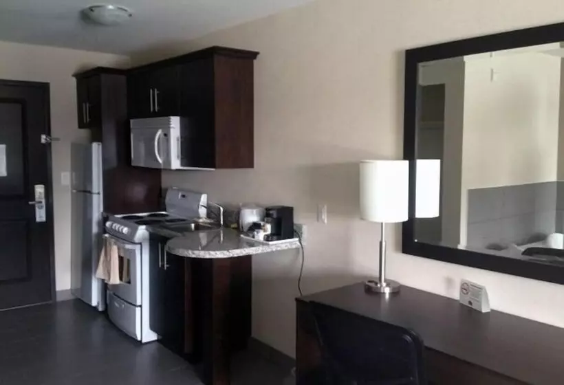 ホテル Western Star Inn & Suites Esterhazy