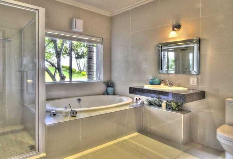 Pension Loerie's Call Guesthouse