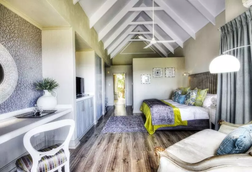 Pensionat Loerie's Call Guesthouse