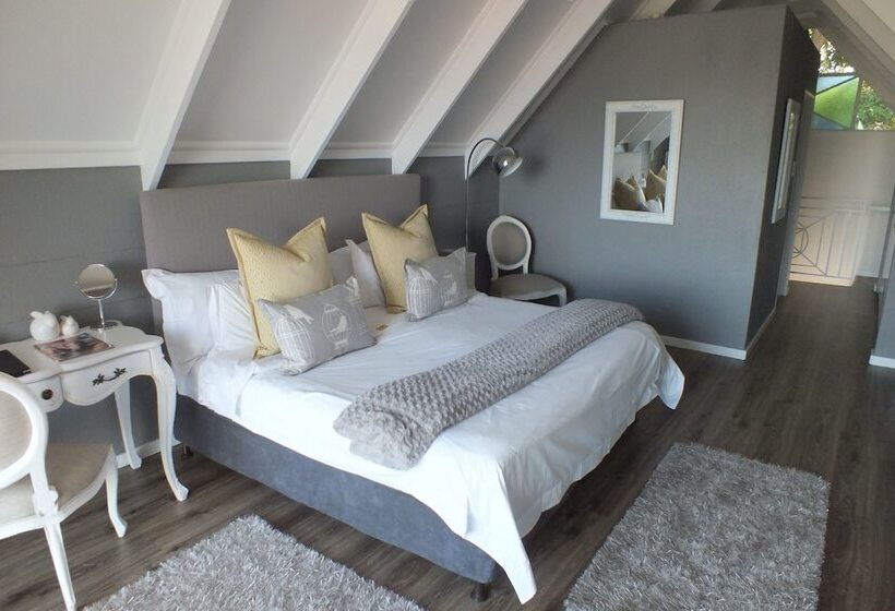 Pension Loerie's Call Guesthouse