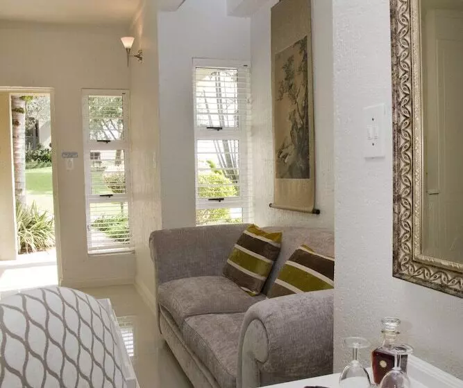 Pensionat Loerie's Call Guesthouse