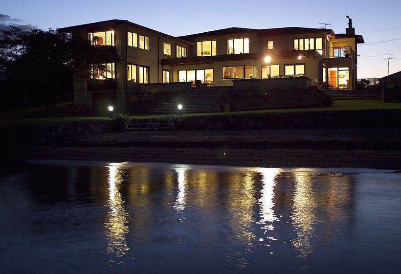 펜션 Nicara Lakeside Lodge