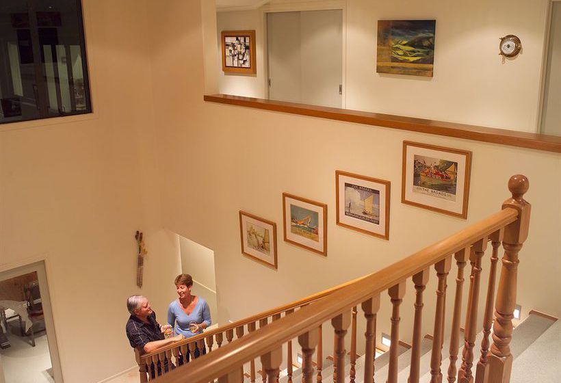 펜션 Nicara Lakeside Lodge