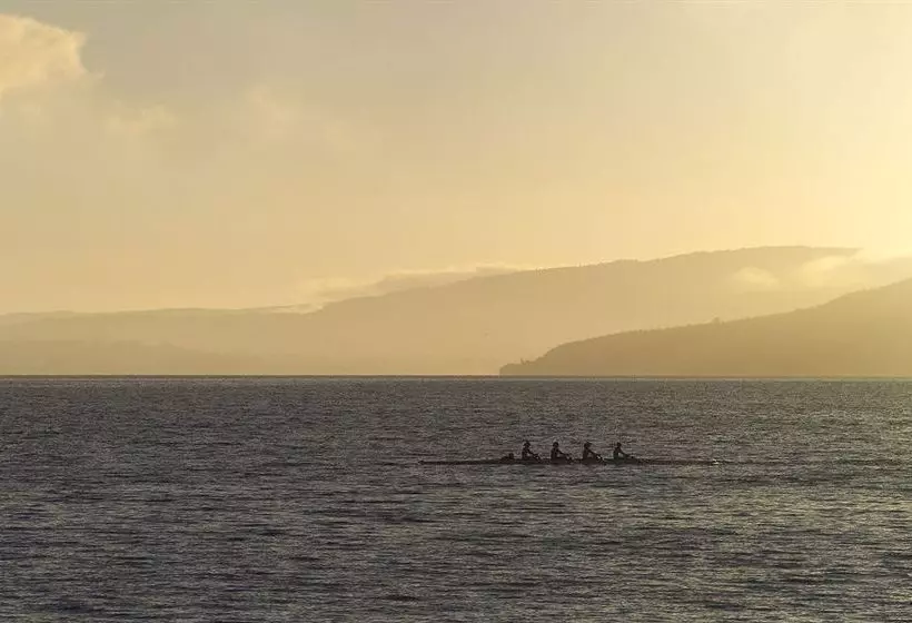 펜션 Nicara Lakeside Lodge