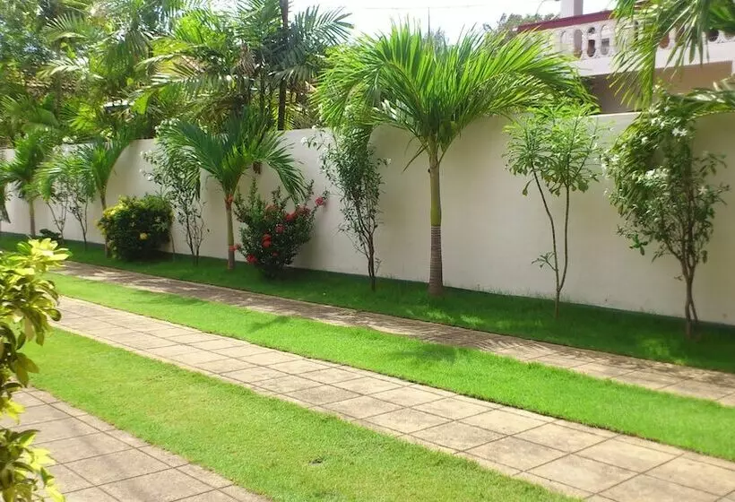 Pensão Ocean View Guesthouse