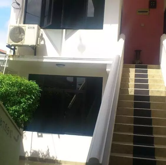 Pensão Ocean View Guesthouse