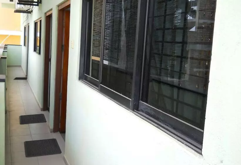 Pensão Ocean View Guesthouse