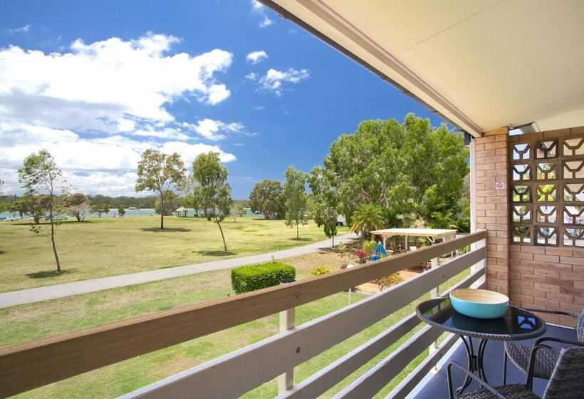 汽车旅馆 Regency Waterfront Noosa