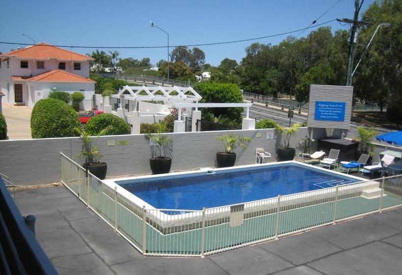 汽车旅馆 Regency Waterfront Noosa