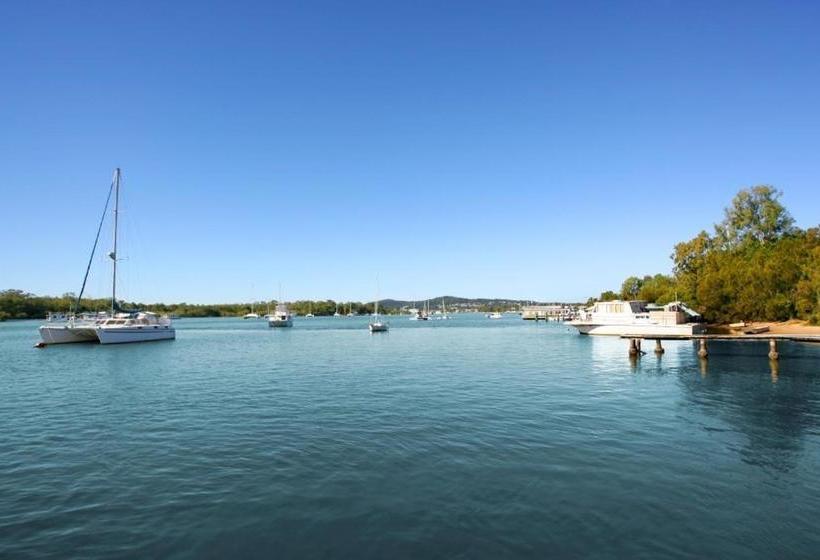 汽车旅馆 Regency Waterfront Noosa