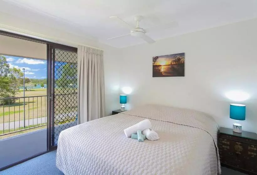 汽车旅馆  Regency Waterfront Noosa