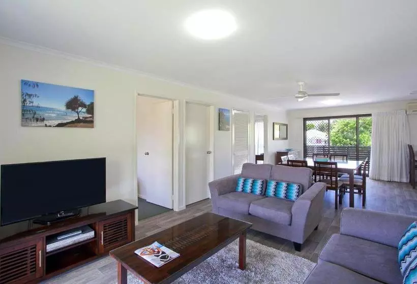 汽车旅馆  Regency Waterfront Noosa