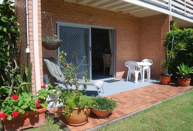 汽车旅馆 Regency Waterfront Noosa