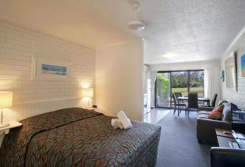 汽车旅馆  Regency Waterfront Noosa