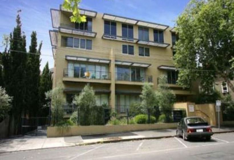 Staycentral Melbourne Serviced Apartments Catani 1