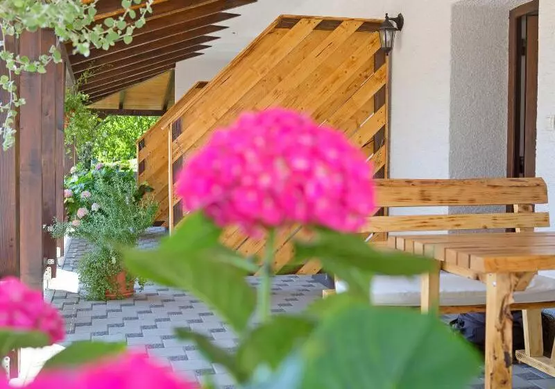 Hotelli Apartments Lake Plitvice