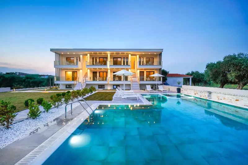 ホテル Olia Thassos Luxury Apartments