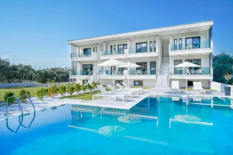 ホテル Olia Thassos Luxury Apartments
