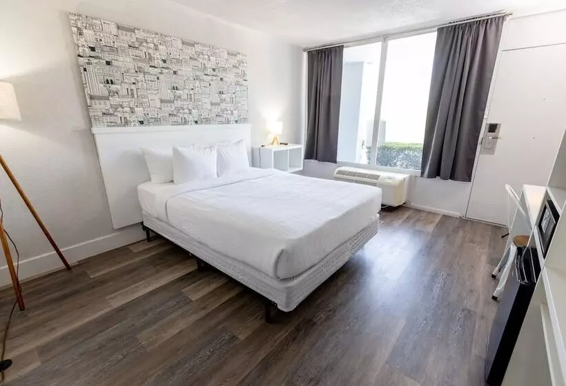 Hotelli Oneway Savannah