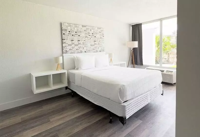 Hotelli Oneway Savannah