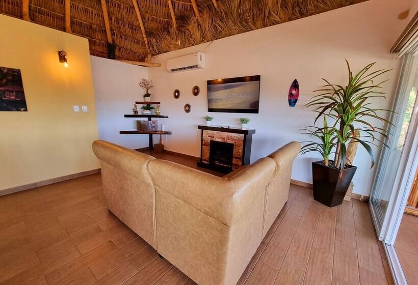 Отель Palm Valley Cabins