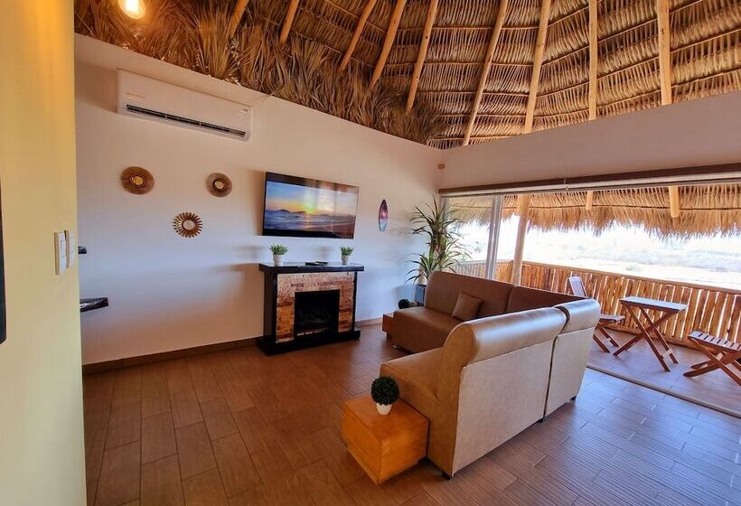 Отель Palm Valley Cabins