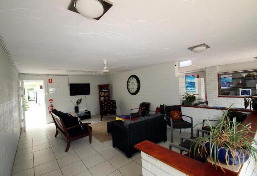 ユースホステル Cstay