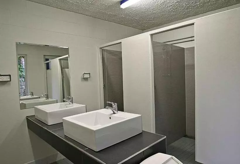 Общежитие Cstay