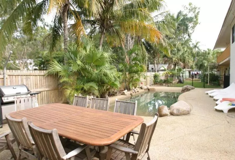 Общежитие Cstay