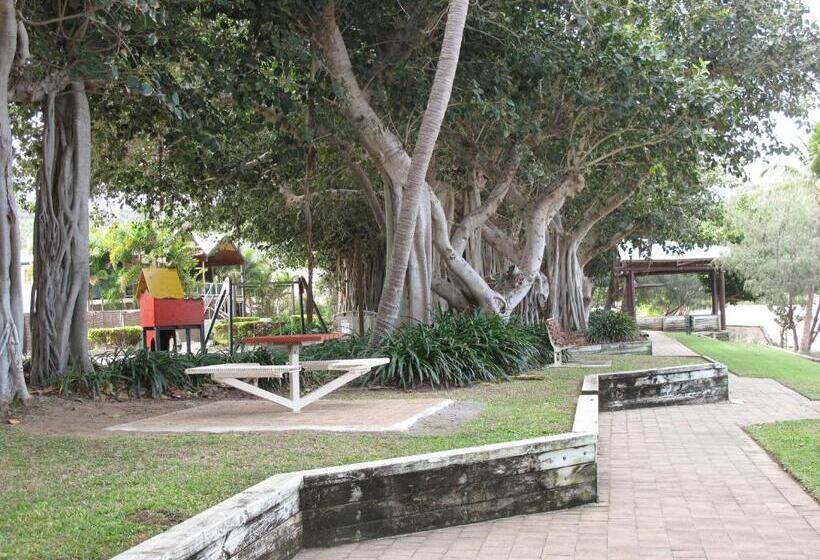 ユースホステル Cstay